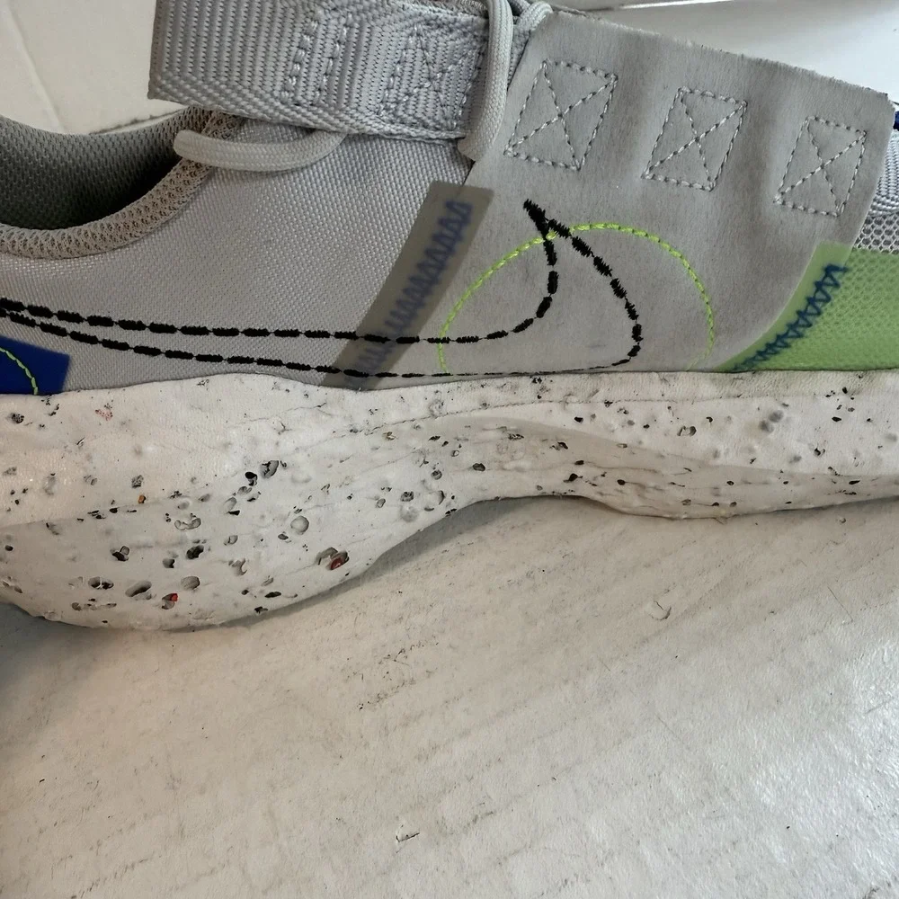 Nike Men's Sz 11.5 Sneaker Crater‎ Impact Speckle Sole Shoes Athleisure EUC MINT